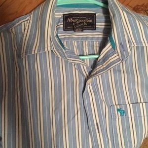 Like New. Abercrombie Fitch blue button down